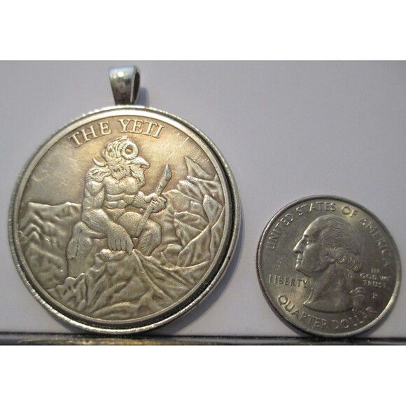 Yeti Coin/Pendant - Picture 4 of 7